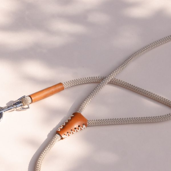 The Ease Leash - Cream